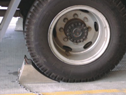 貨臺(tái)裝卸輔助工具  東莞 達(dá)成 