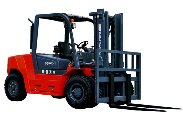 6T平衡重式內(nèi)燃叉車(chē).jpg