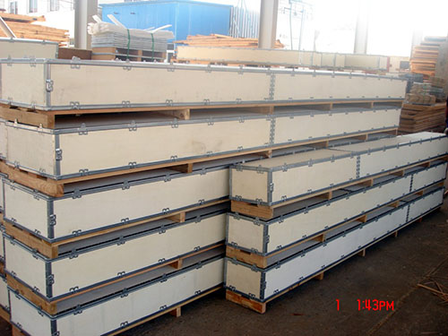 上海 松江   電子鋼邊箱