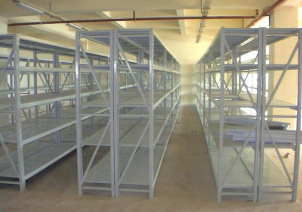 供應(yīng)中型倉儲貨架