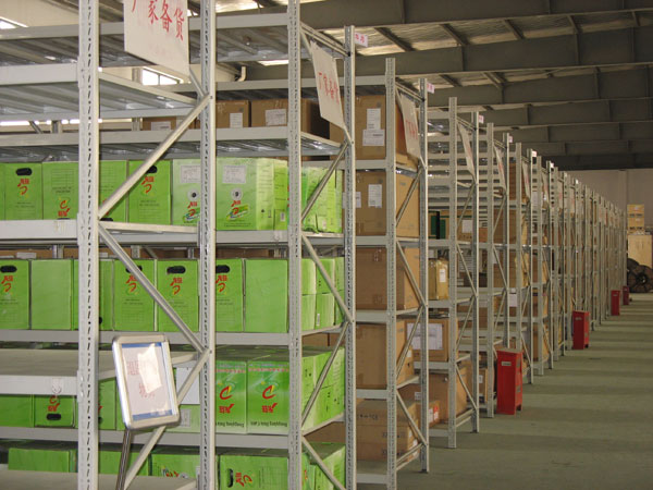 中量C型貨架 倉儲(chǔ)貨架 無錫廠家供應(yīng)貨架