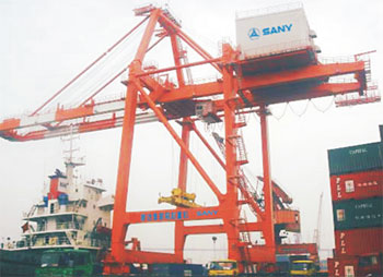 三一：岸邊集裝箱起重機
