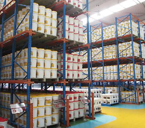 音飛駛?cè)胧截浖?、貫通貨? width=