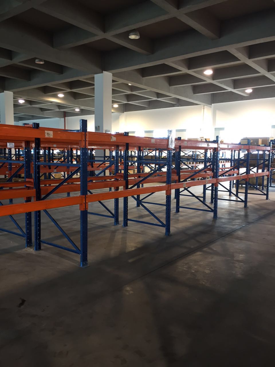 橫梁式倉儲貨架