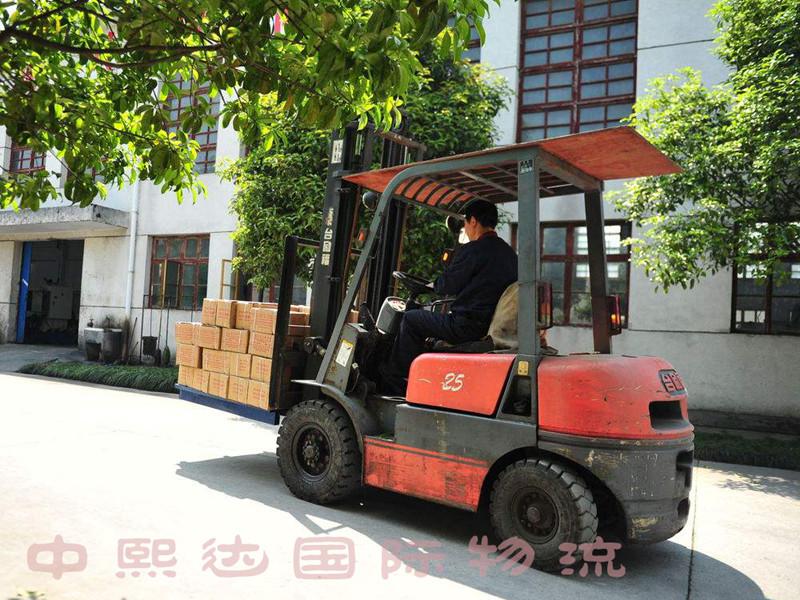 深圳到越南快遞物流汽運(yùn)陸運(yùn)貨運(yùn)公司價(jià)格時(shí)效