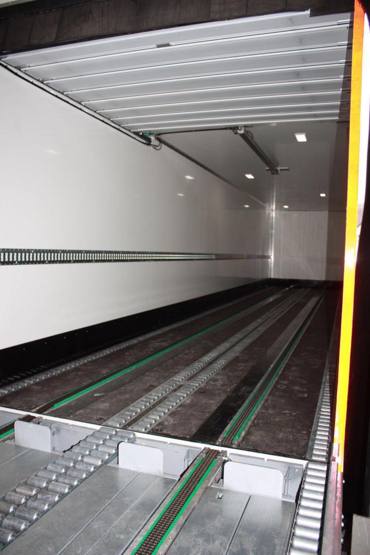 馳運(yùn)裝卸車載輸送機(jī)