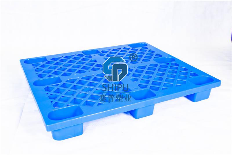 堆碼托盤/網(wǎng)格九腳托盤/1210可重疊防潮叉車托盤