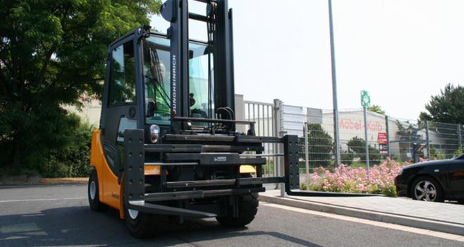 靠普叉車(chē)屬具 KAUP叉夾