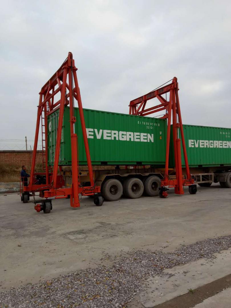 標準型吊機/集裝箱吊車/集裝箱土吊/碼頭港口集裝箱轉(zhuǎn)載吊機/分體
