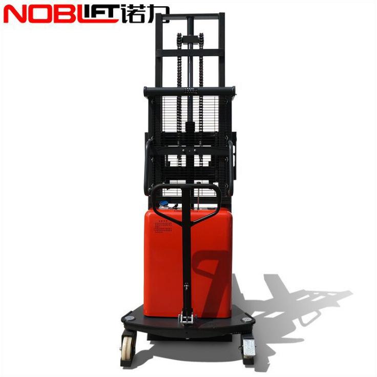 諾力SPN1016C半電動堆高車諾力半電動堆高車性能穩(wěn)定使用方便