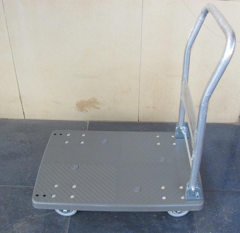 廠家直銷73*49CM  優(yōu)質(zhì)塑料平板靜音手推車折疊扶手