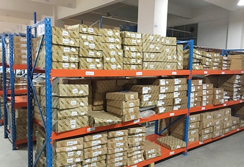 擱板貨架 易達倉儲貨架廠家