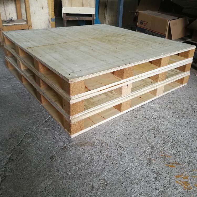 青島木托盤廠家直銷出口托盤 高墩免熏蒸托盤四面進叉