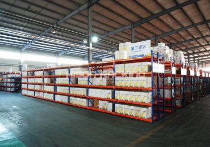 江蘇海勝貨架中量C型倉儲貨架