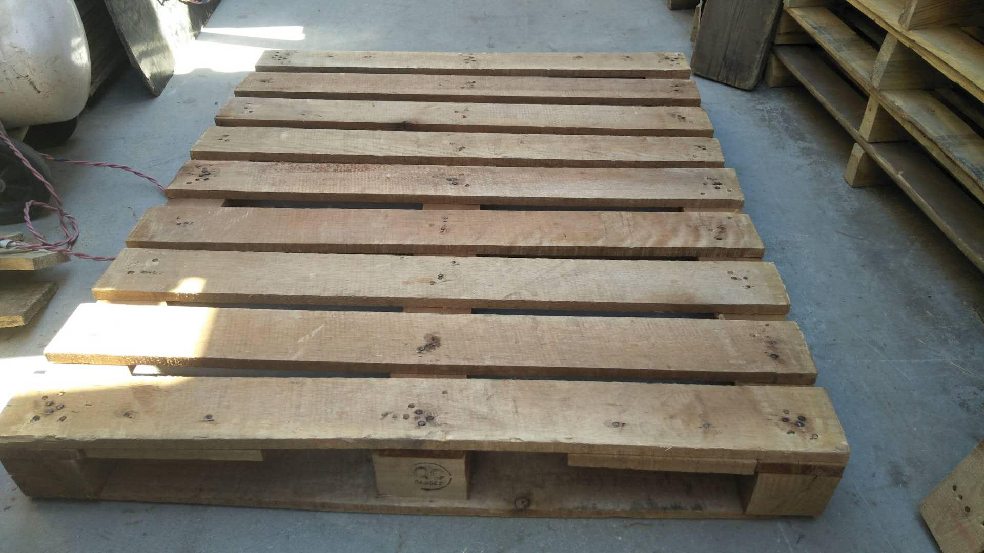 昆明木質(zhì)托盤