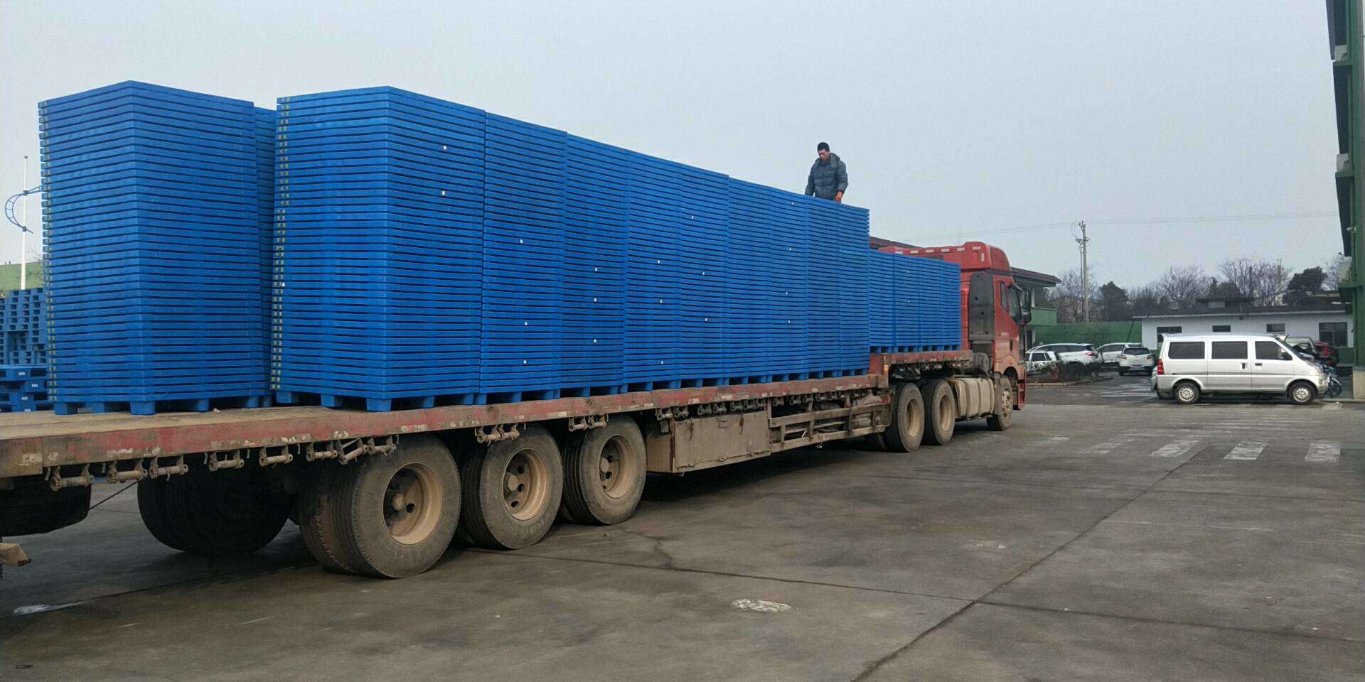 1米2*1米網(wǎng)格川字【叉車板】重慶賽普廠家直供