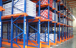 易達廣州工業(yè)倉儲貨架 重力式貨架 滾筒貨架