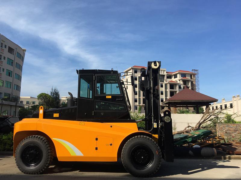 12噸叉車廠家福建重型叉車制造商批發(fā)銷售