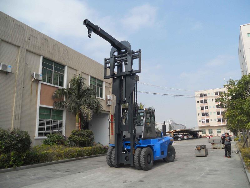 12噸叉車廠家福建重型叉車制造商批發(fā)銷售