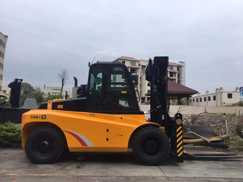 采購12噸叉車價(jià)格|福建大型12噸叉車廠家批發(fā)