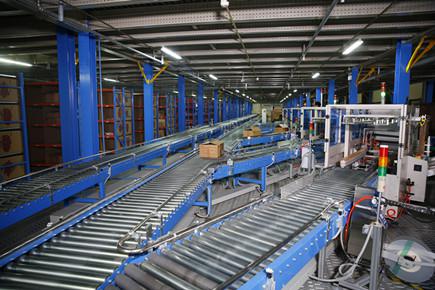 銳格-輥道輸送機(jī)