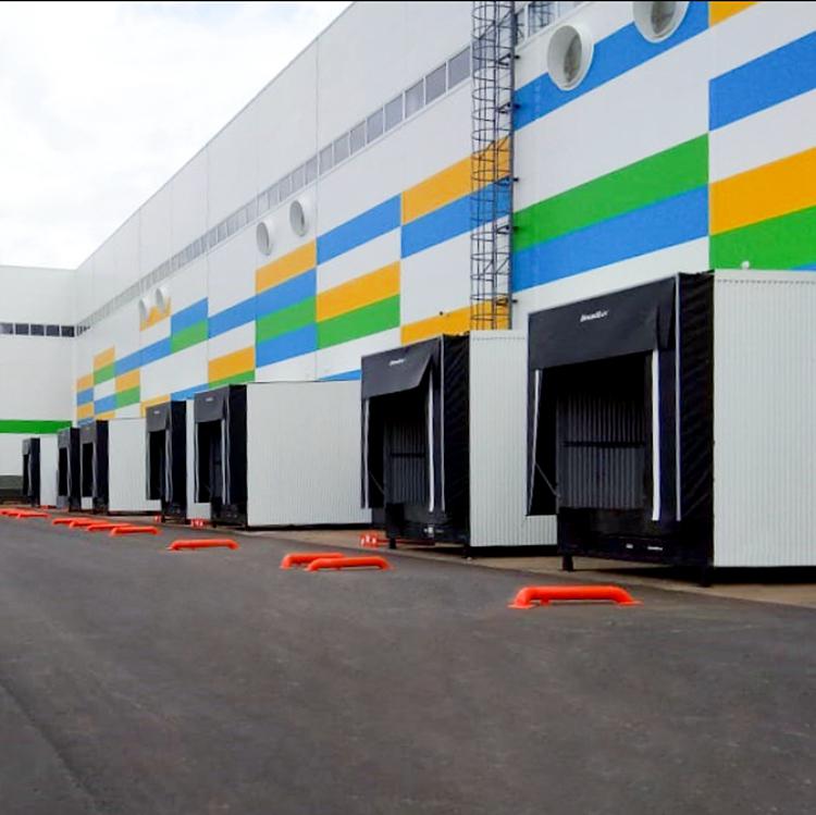 工業(yè)充氣式門封冷庫倉庫卸貨區(qū)域防塵防雨