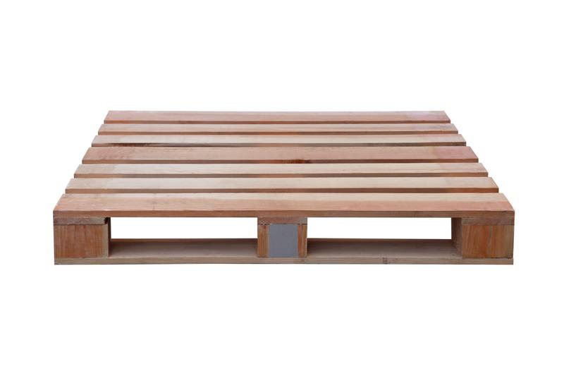 泓昇木業(yè)批量1200*1000標(biāo)準(zhǔn)化實(shí)木托盤