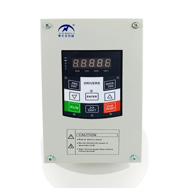 牛糞自動清理系統(tǒng)用奧圣智能控制器省電50%