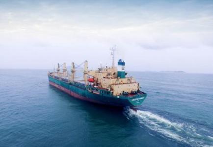 廣州到營口海運(yùn)中鐵箱俄鐵箱自備柜內(nèi)貿(mào)駁船訂艙運(yùn)輸走沈陽班列