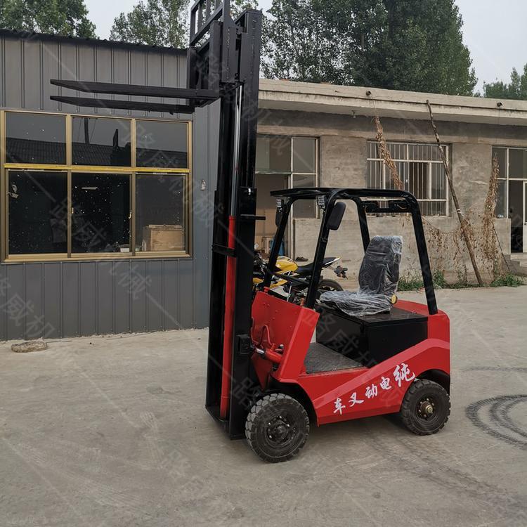  出售行業(yè)用電動叉車 3噸移動式電動叉車 自動升高裝卸車