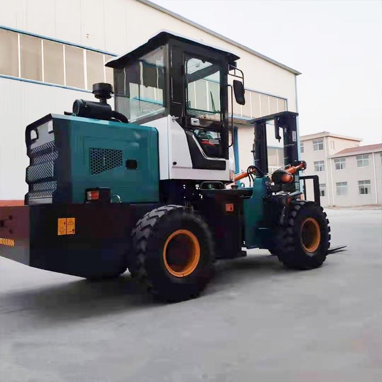   廠家直銷(xiāo)加后配重越野叉車(chē) 工地實(shí)心胎越野叉車(chē) 內(nèi)燃式升降推高車(chē)