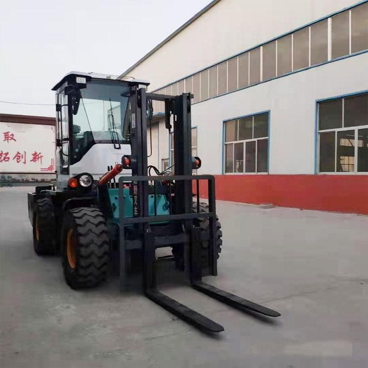   出售液壓升降柴油越野叉車 無極變速越野叉車 液壓搬運(yùn)車