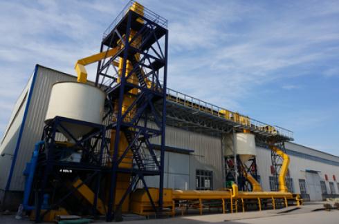 連續(xù)垂直輸送散體物料的TDTG型斗式提升機(jī)