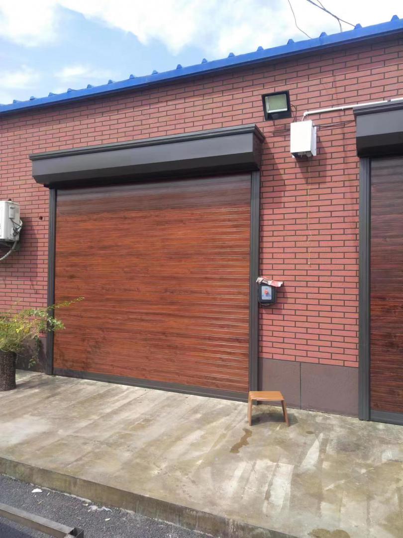 沈陽(yáng)維修安裝保溫車庫(kù)門，保溫卷簾門