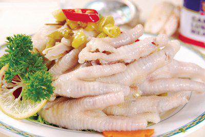 加拿大冷凍脫骨雞爪食品代工批發(fā)野山椒檸檬酸辣天津港進口報關(guān)