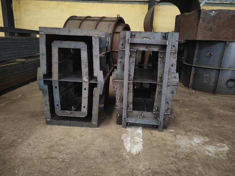 擋岸墻模具擋土墻模具增加堤岸的構(gòu)造