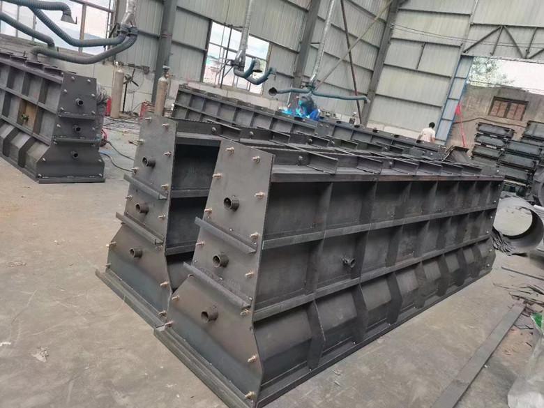 圍擋基礎(chǔ)墩模具鋼板焊接鋼模具