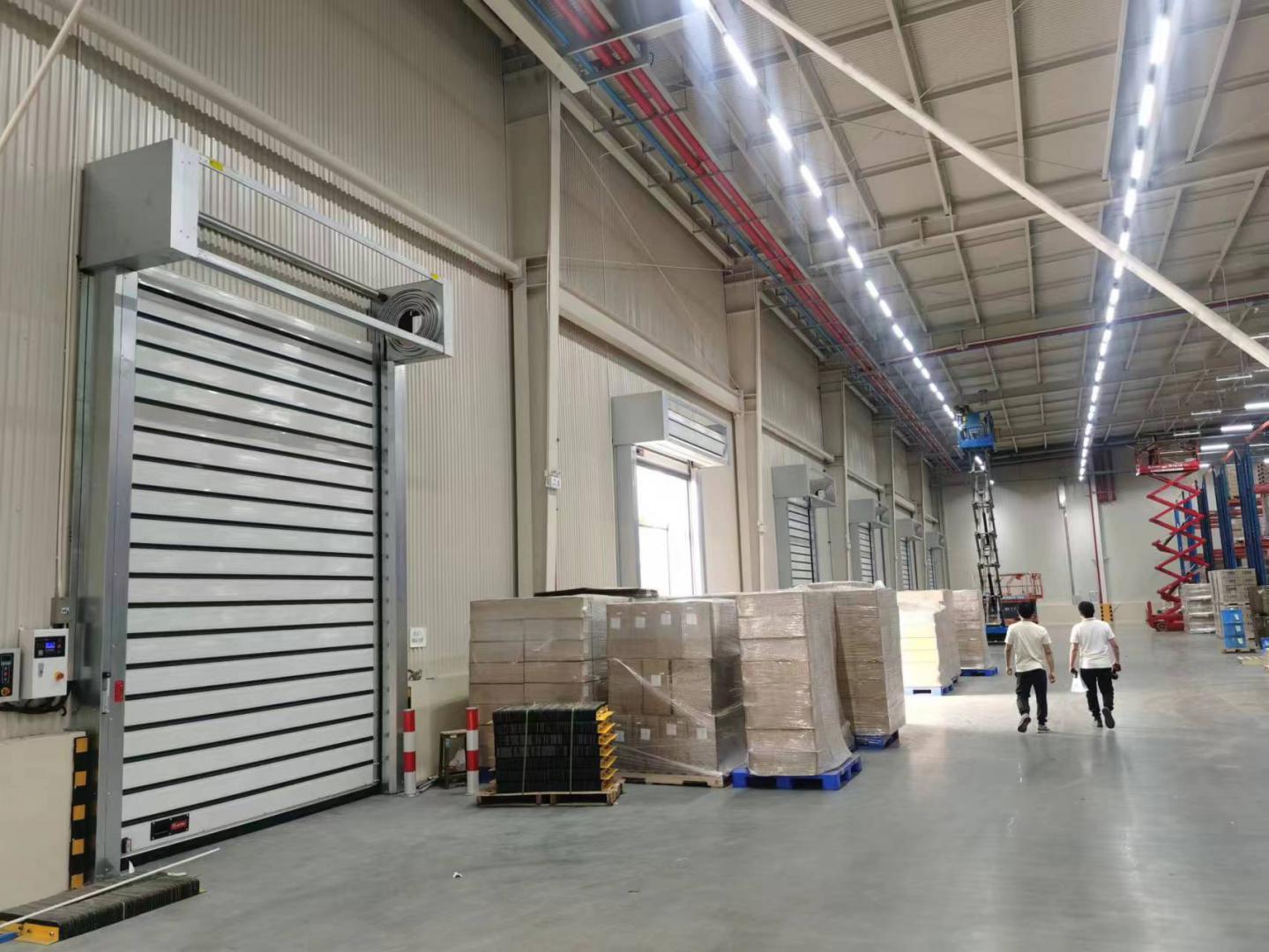 倉(cāng)庫(kù)入口快速門  啟閉快速，抗風(fēng)保溫