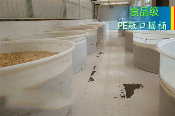 塑料圓桶運(yùn)用小圖01